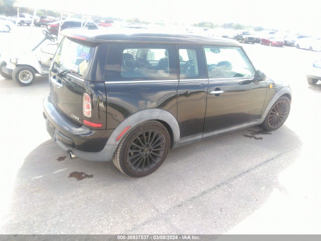2011 MINI COOPER CLUBMAN WMWZF3C55BT187913 Photo 3