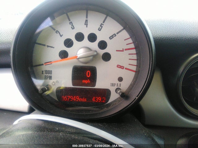 2011 MINI COOPER CLUBMAN WMWZF3C55BT187913 Photo 6