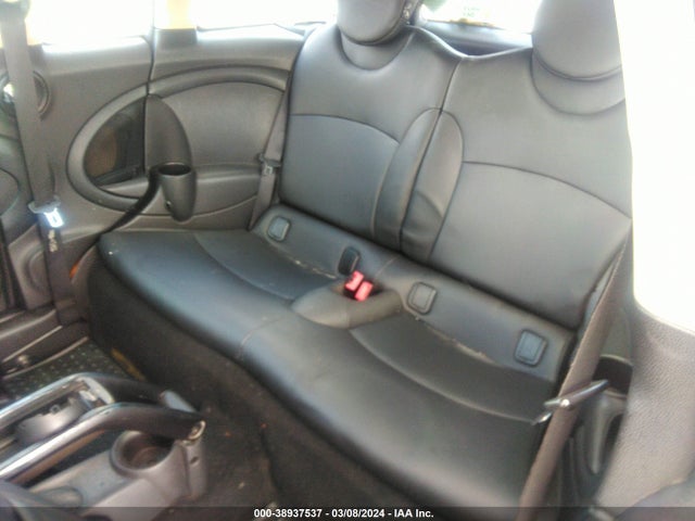 2011 MINI COOPER CLUBMAN WMWZF3C55BT187913 Photo 7