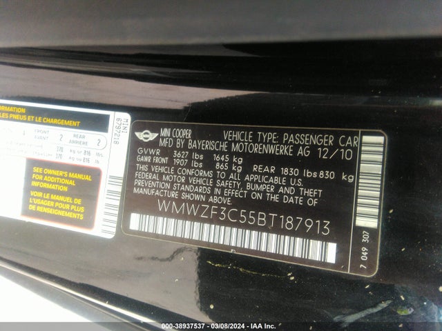 2011 MINI COOPER CLUBMAN WMWZF3C55BT187913 Photo 8