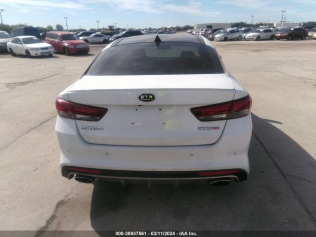 5XXGW4L21JG216750 KIA Optima Sx Turbo