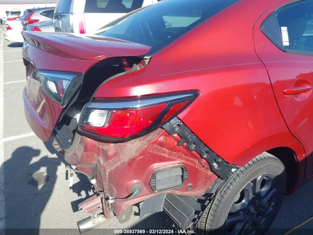 Toyota YARIS LE 2019 3MYDLBYV2KY502524 Image 15