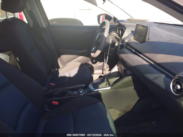 Toyota YARIS LE 2019 3MYDLBYV2KY502524 Image 5