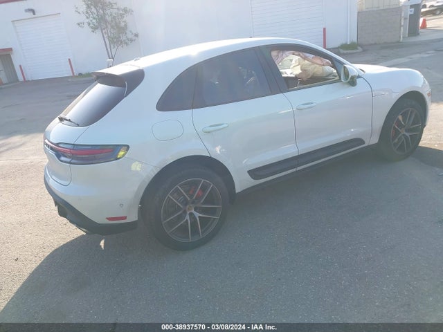 2023 PORSCHE MACAN WP1AG2A52PLB38247 Photo 3