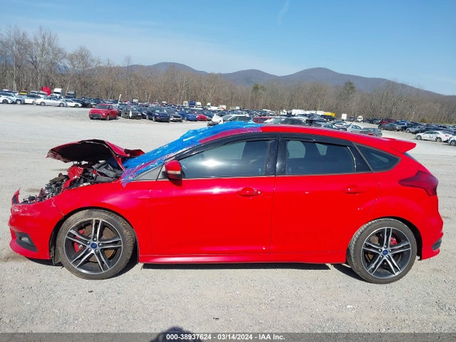 Ford FOCUS ST 2017 1FADP3L99HL213022 Image 15