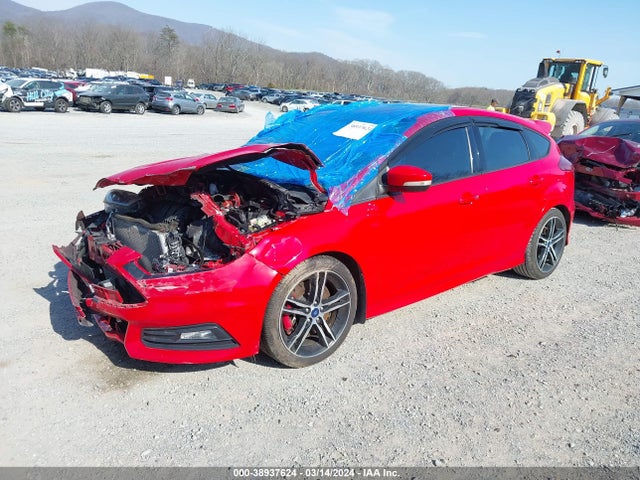 Ford FOCUS ST 2017 1FADP3L99HL213022 Image 2