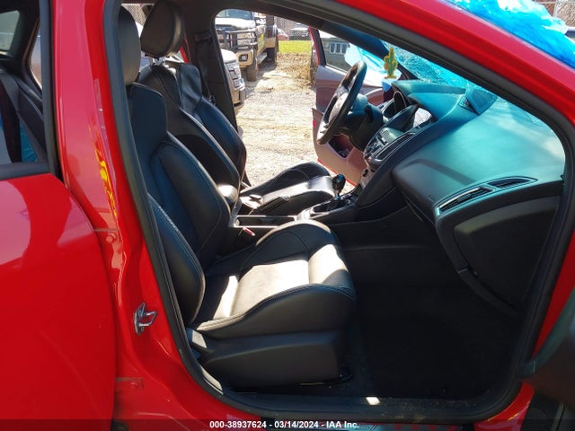 Ford FOCUS ST 2017 1FADP3L99HL213022 Image 5