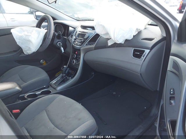 Hyundai ELANTRA SE 2016 5NPDH4AE3GH731580 Image 5