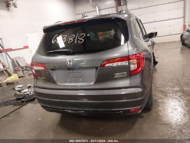 5FNYF6H28NB015882 Honda Pilot Awd Special Edition