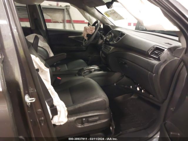5FNYF6H28NB015882 Honda Pilot Awd Special Edition