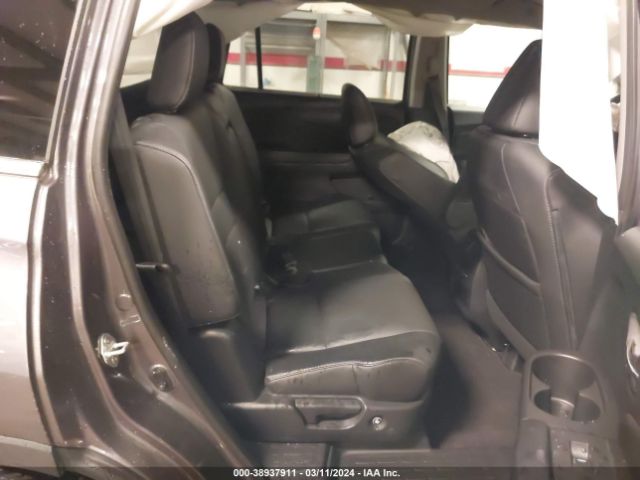5FNYF6H28NB015882 Honda Pilot Awd Special Edition