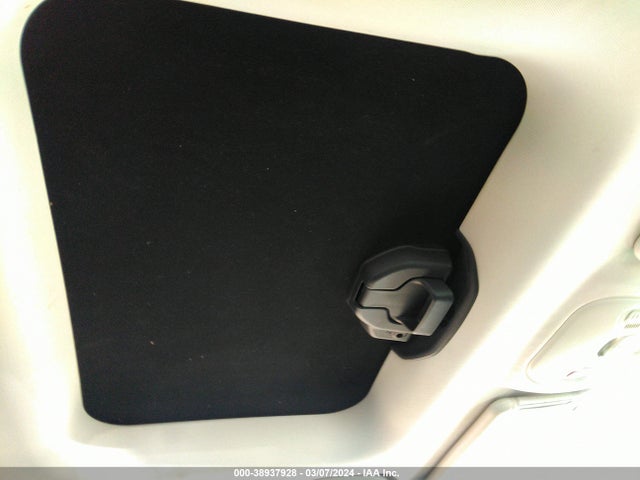 ZACCJBBW4GPD13743 Jeep Renegade 75th Anniversary