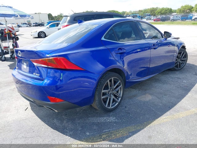 JTHBA1D27K5089013 Lexus IS 300
