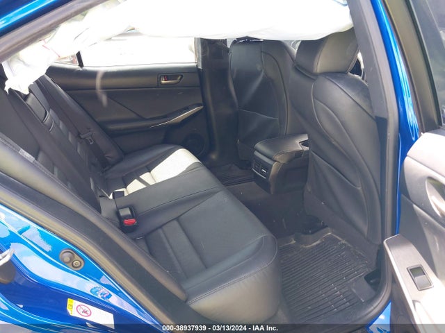 Lexus IS 300 2019 JTHBA1D27K5089013 Image 8