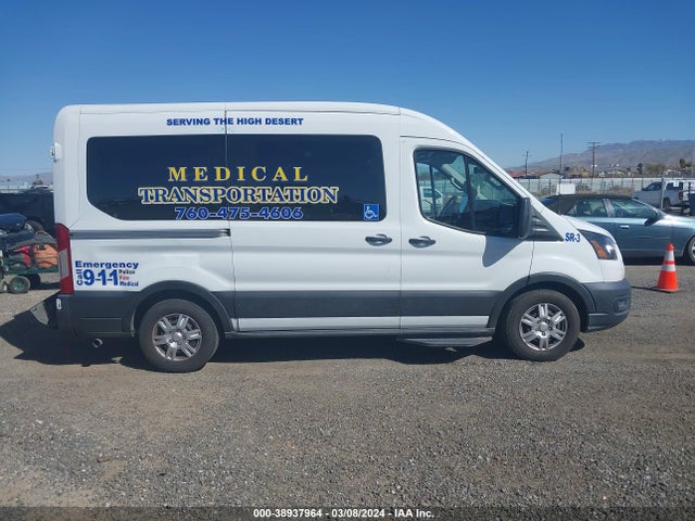 Ford Transit-150 2020 1FTYE1C86LKA63222 Image 13