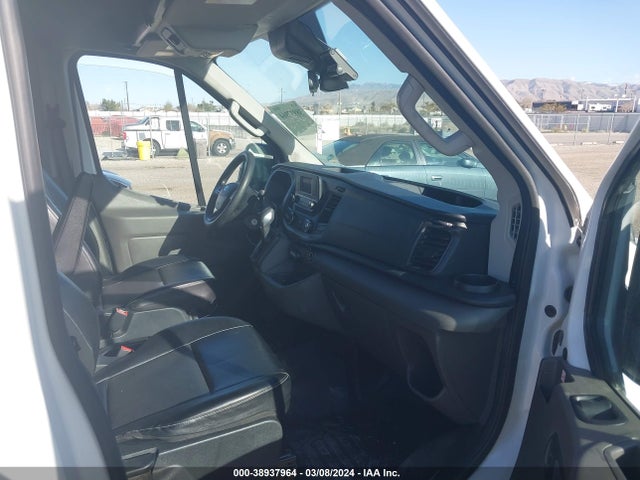 Ford Transit-150 2020 1FTYE1C86LKA63222 Image 5