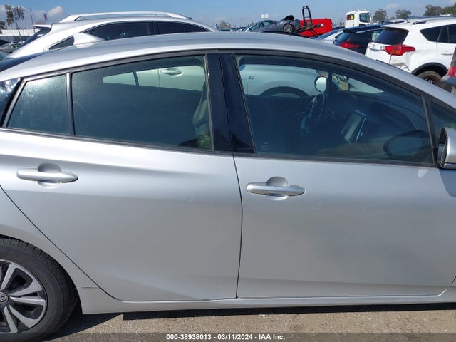Toyota Prius Prime Premium 2017 JTDKARFP6H3067968 Image 13