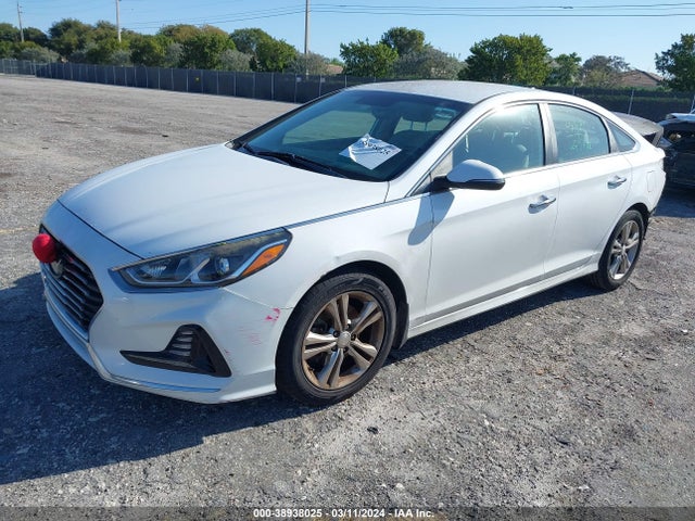 Hyundai SONATA SEL 2018 5NPE34AF9JH657293 Image 2