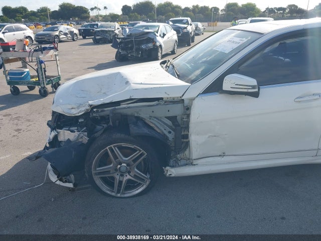 WDDGF4HB9EA916418 Mercedes-Benz C 250 Luxury/sport