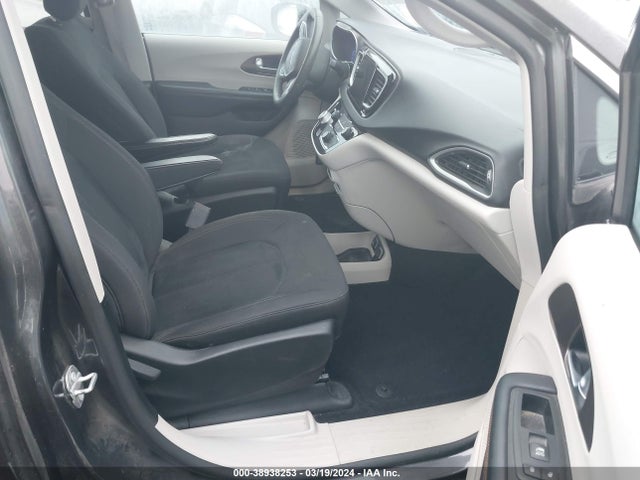 Chrysler Pacifica Touring 2017 2C4RC1DG9HR531775 Image 5