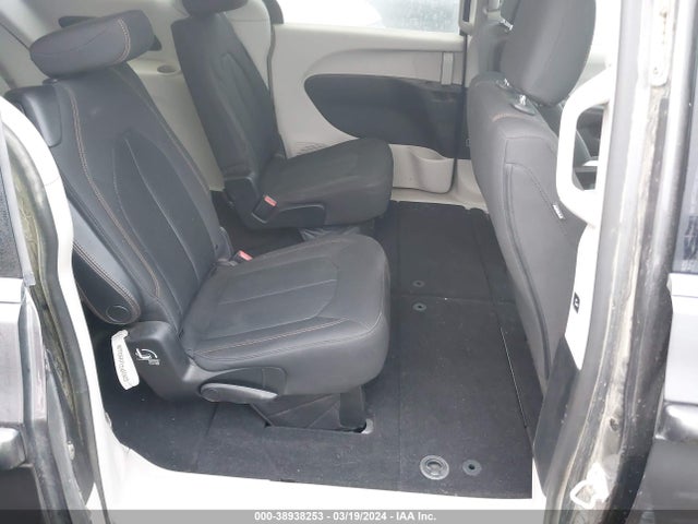 Chrysler Pacifica Touring 2017 2C4RC1DG9HR531775 Image 8
