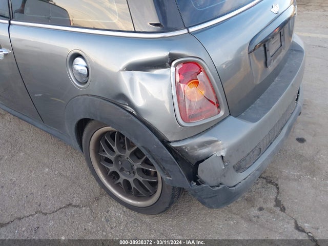 2007 MINI COOPER S WMWMF73577TT83991 Photo 5