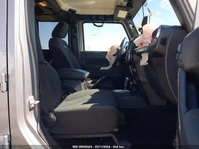 1C4BJWEG7JL898711 Jeep Wrangler Jk Unlimited Sahara 4x4