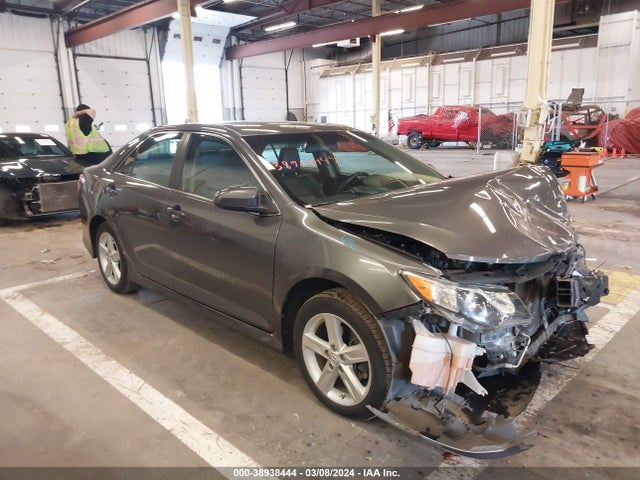 2014 4T1BF1FK5EU368515 main image