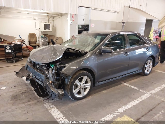Toyota CAMRY SE 2014 4T1BF1FK5EU368515 Image 2