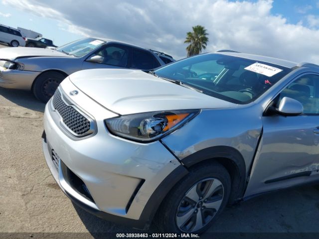 KNDCB3LCXK5345220 KIA NIRO LX