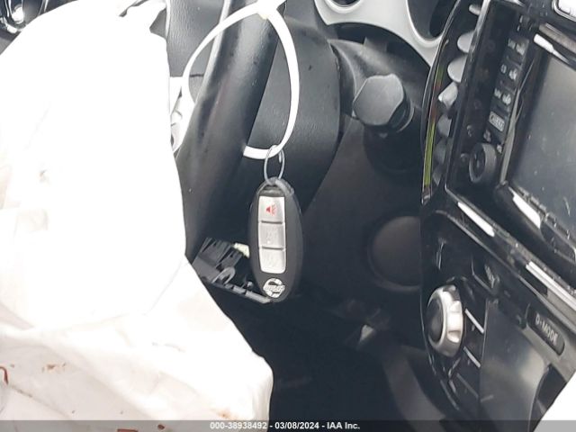 JN8AF5MV7FT556162 Nissan Juke Sl