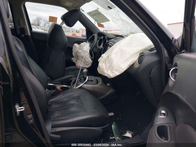 JN8AF5MV7FT556162 Nissan Juke Sl