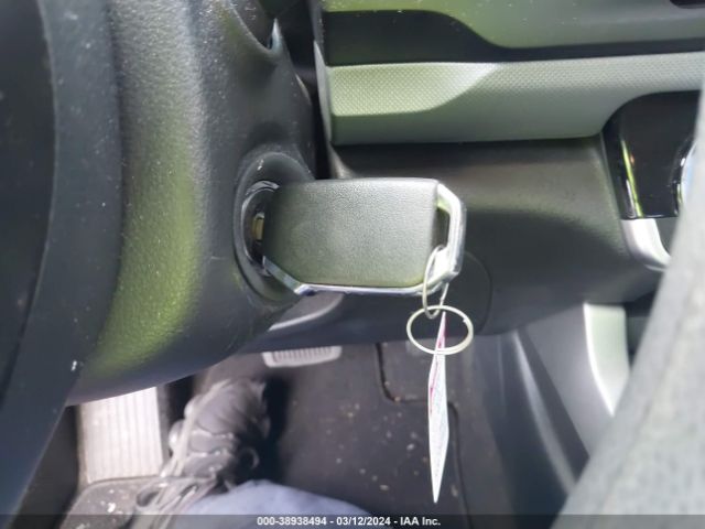 KNDEPCAAXM7048662 KIA Seltos Lx