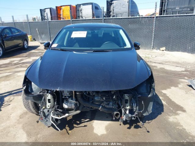 1VWBA7A37JC050348 Volkswagen Passat 2.0t Se