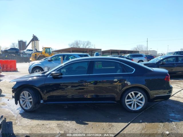 1VWBA7A37JC050348 Volkswagen Passat 2.0t Se
