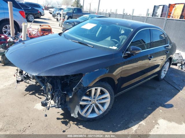 1VWBA7A37JC050348 Volkswagen Passat 2.0t Se