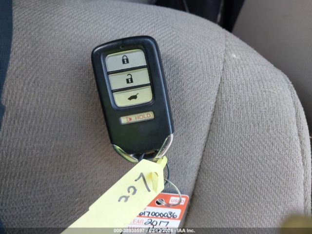 5FNYF6H15HB031209 Honda PILOT LX