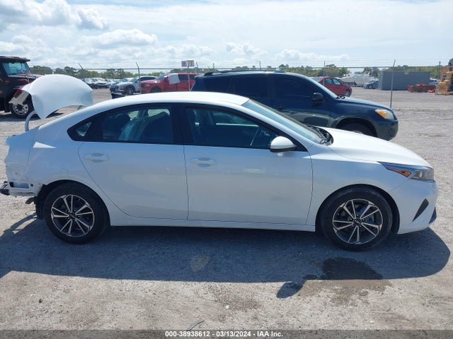 KIA Forte Lxs 2022 3KPF24AD7NE456752 Image 14