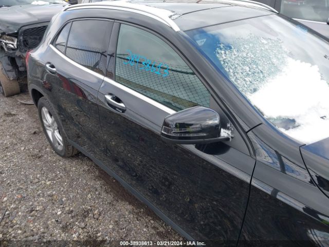 WDCTG4GB8HJ337748 Mercedes-Benz Gla 250 4matic