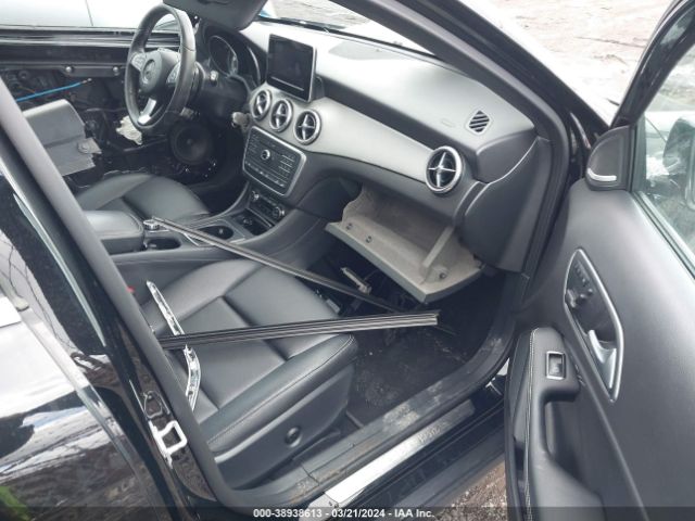 WDCTG4GB8HJ337748 Mercedes-Benz Gla 250 4matic