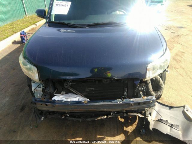 JTLZE4FE9FJ071403 Scion XB