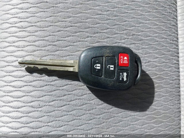 Toyota Corolla Le Plus 2015 2T1BURHE0FC360286 Image 11