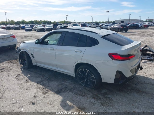 BMW X4 M 2022 5YM23EC08N9M99049 Image 3