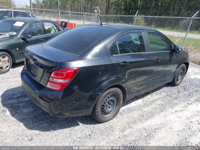 Chevrolet Sonic Ls Auto 2017 1G1JB5SH7H4177477 Image 4
