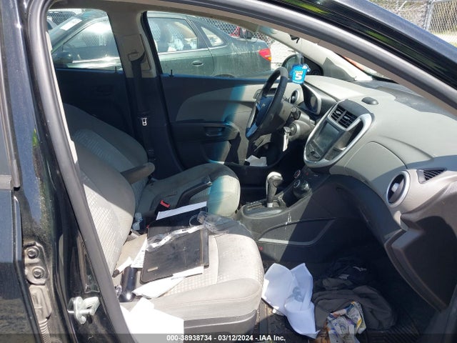 Chevrolet Sonic Ls Auto 2017 1G1JB5SH7H4177477 Image 5
