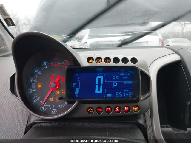 Chevrolet Sonic Ls Auto 2015 1G1JA5SH4F4106107 Image 7