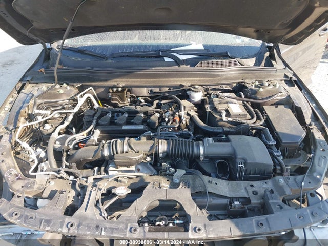 Honda ACCORD LX 2018 1HGCV1F1XJA205990 Image 10