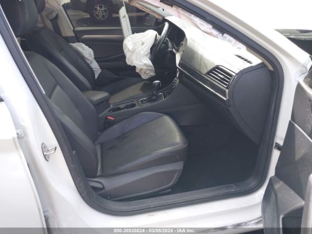 3VWE57BU2KM258971 Volkswagen Jetta 1.4t Sel