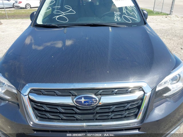 Subaru Forester Touring 2018 JF2SJAWC1JH519334 Image 10