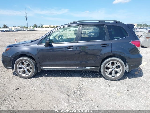 Subaru Forester Touring 2018 JF2SJAWC1JH519334 Image 13